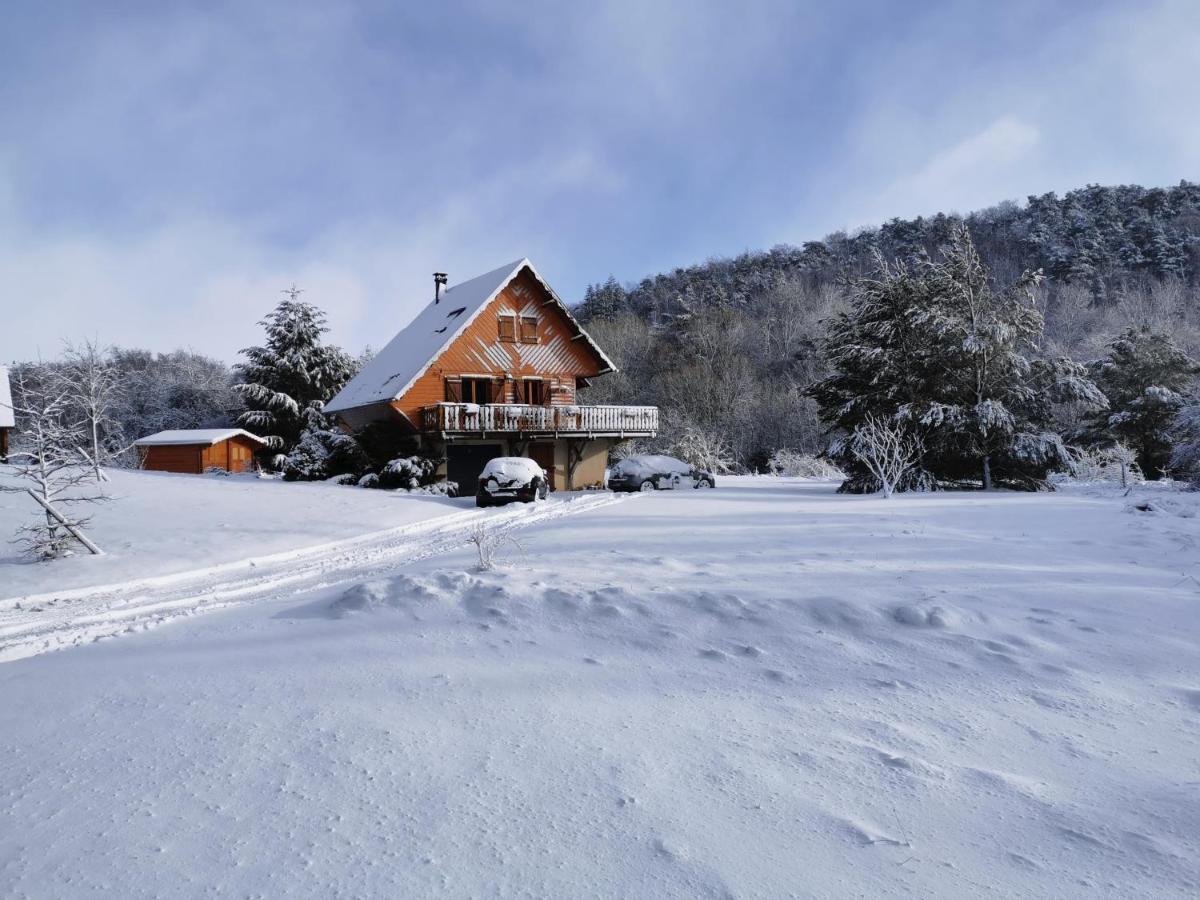 Chalet Entre Lac Et Volcan Murol Exteriér fotografie